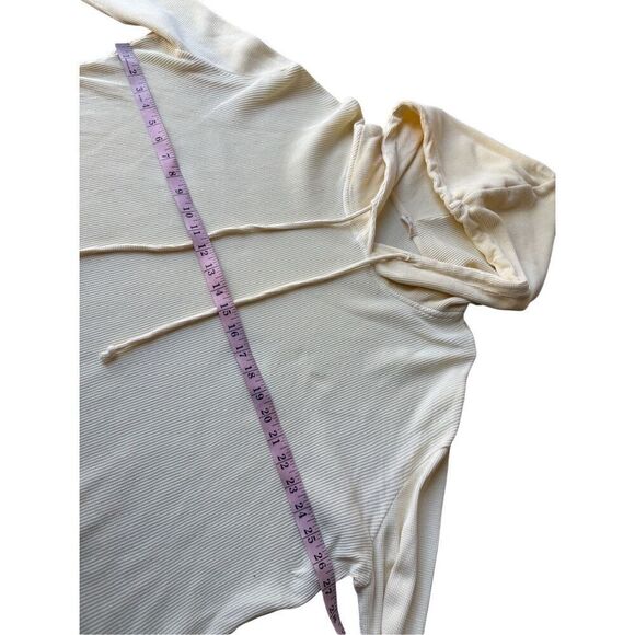 Brandy Melville John Galt Buttery Yellow Waffle Knit Thermal Hoodie - Picture 7 of 7